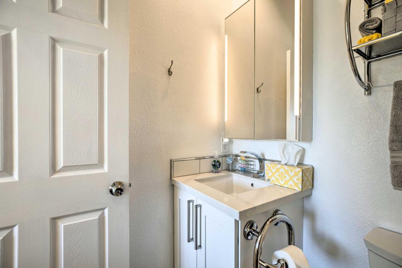 Modern Sun City Studio Near Deer Valley Golf Sun City West 외부 사진
